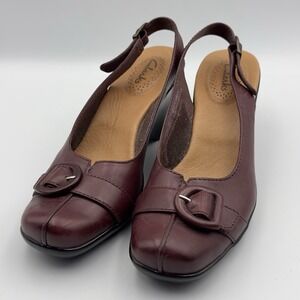 Clarks Size 7.5 Burgundy Mary Jane Womens Leather‎ Buckle Wedge Heels